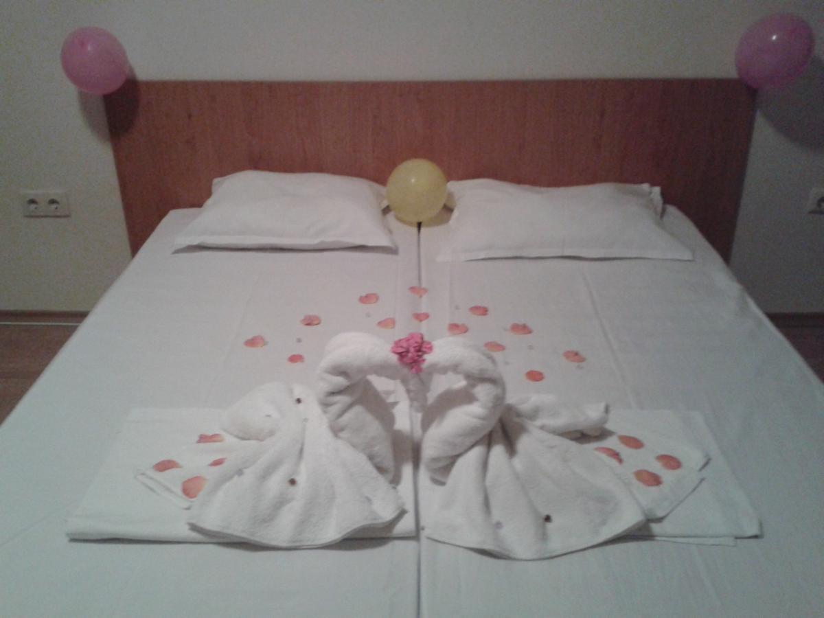 Hotel Seasons 3 Słoneczny Brzeg Zewnętrze zdjęcie